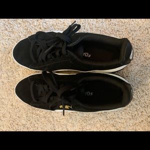 never worn! Puma shoes